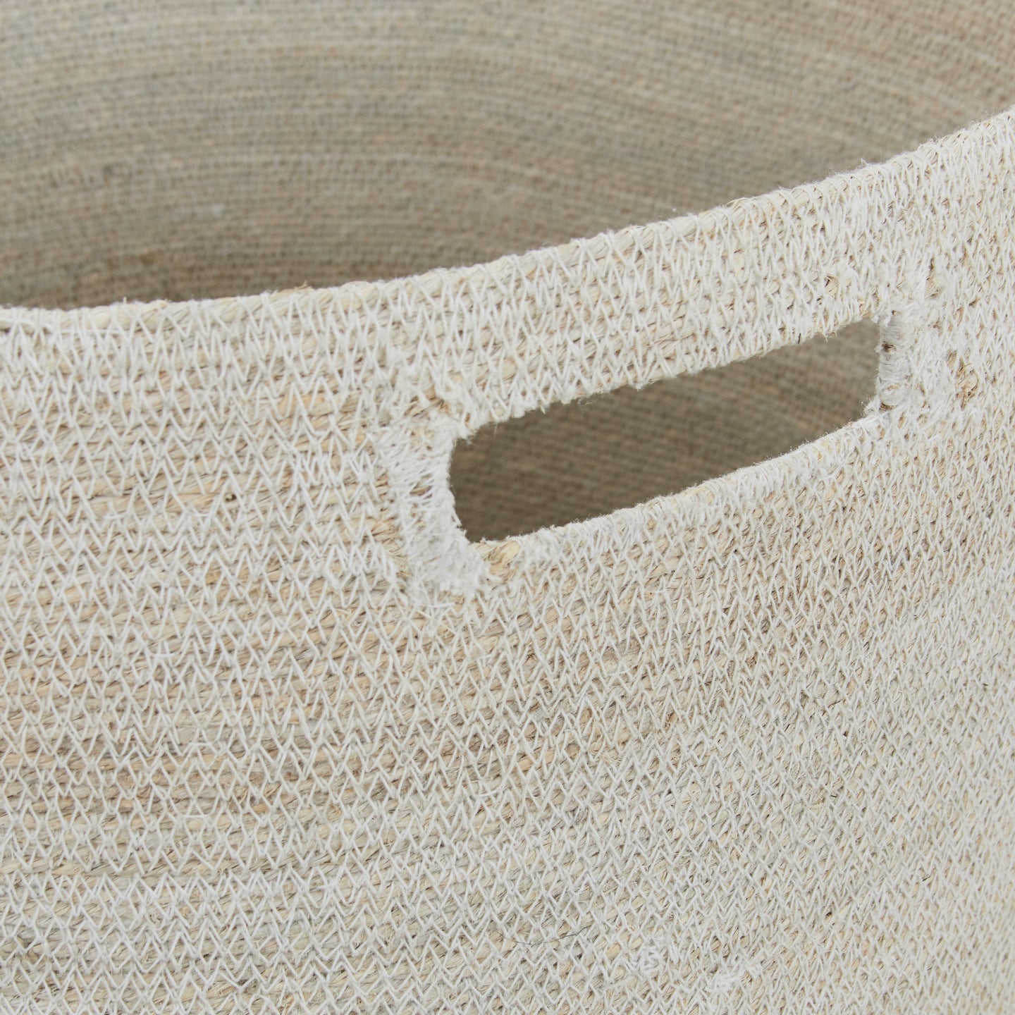 Essential Hamper - White